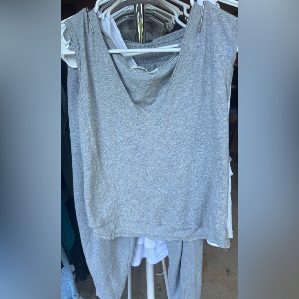 we the free by free people top